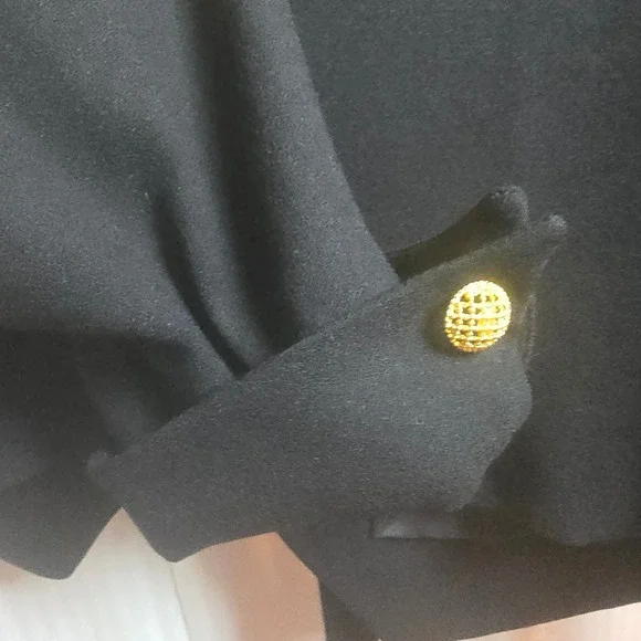 Doncaster Black Tailored Wool Jacket Gold Button Cropped Blazer Made in USA - Picture 10 of 10